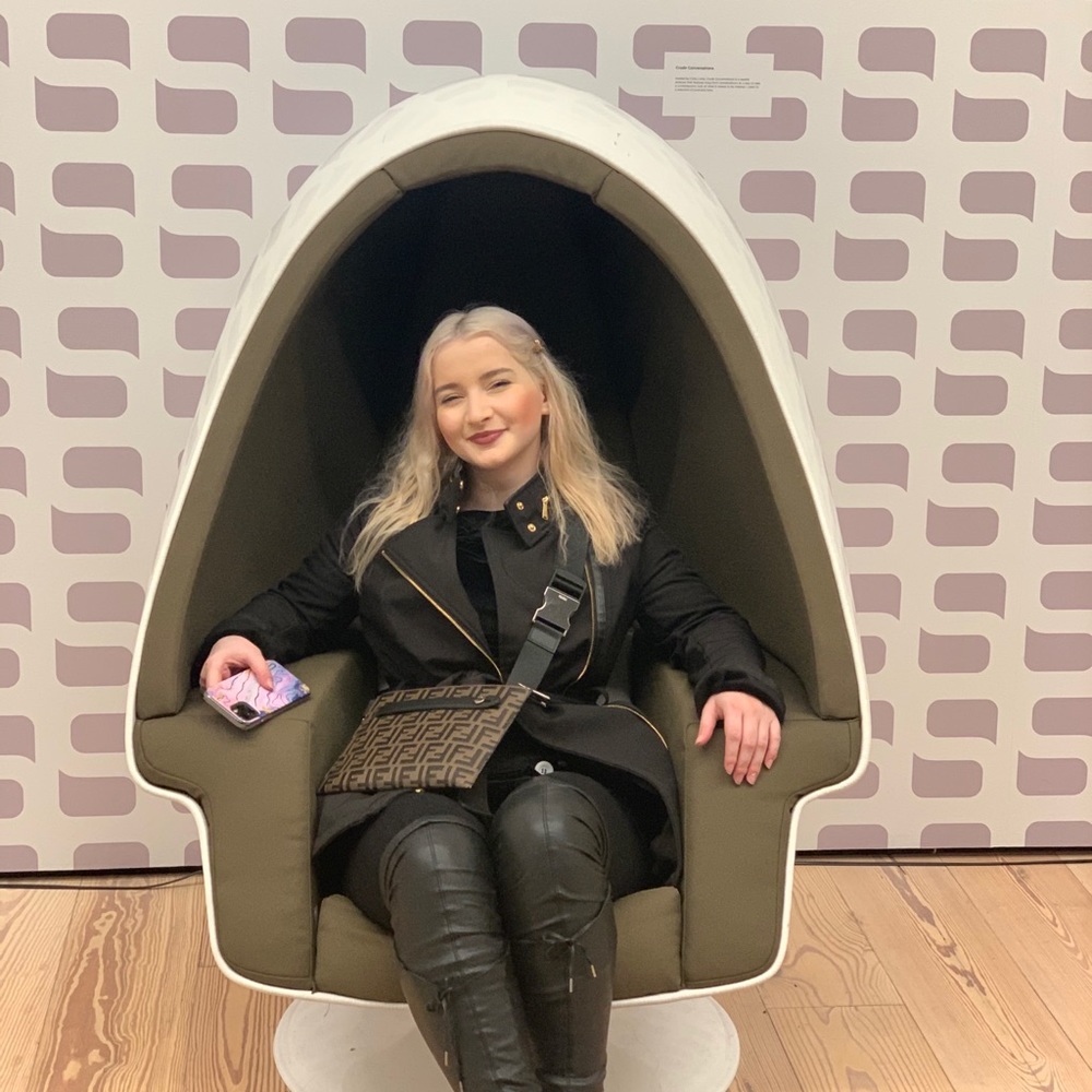 Meet your Posher, Suzanne